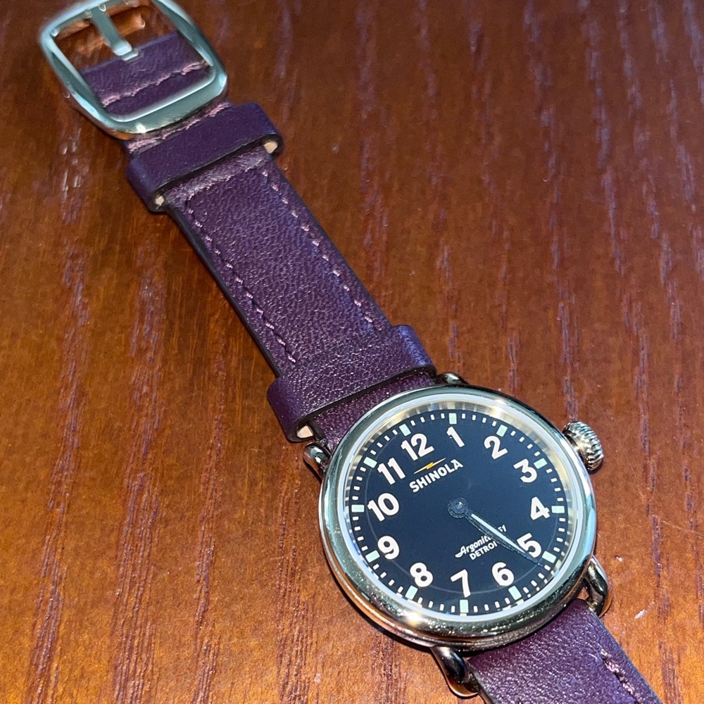 Shinola 28mm Runwell Black & Gold w/ Burgundy Leather Strap - Womens Argonite751
